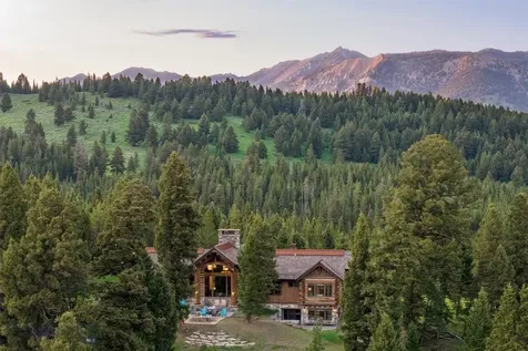 164 Settlers Loop Big Sky MT 59716