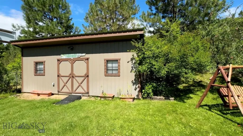 13505 Turah Road Clinton MT 59825