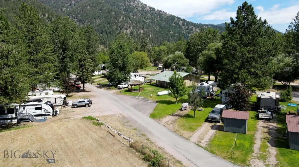 13505 Turah Road Clinton MT 59825