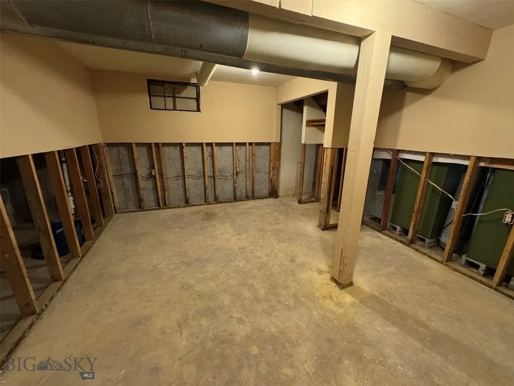 13505 Turah Road Clinton MT 59825