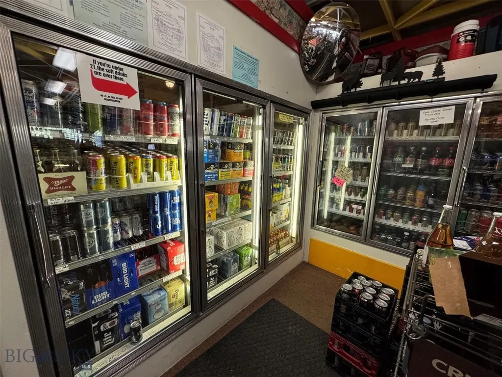 13505 Turah Road Clinton MT 59825
