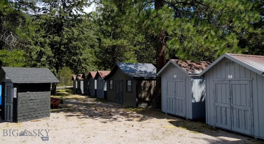 13505 Turah Road Clinton MT 59825