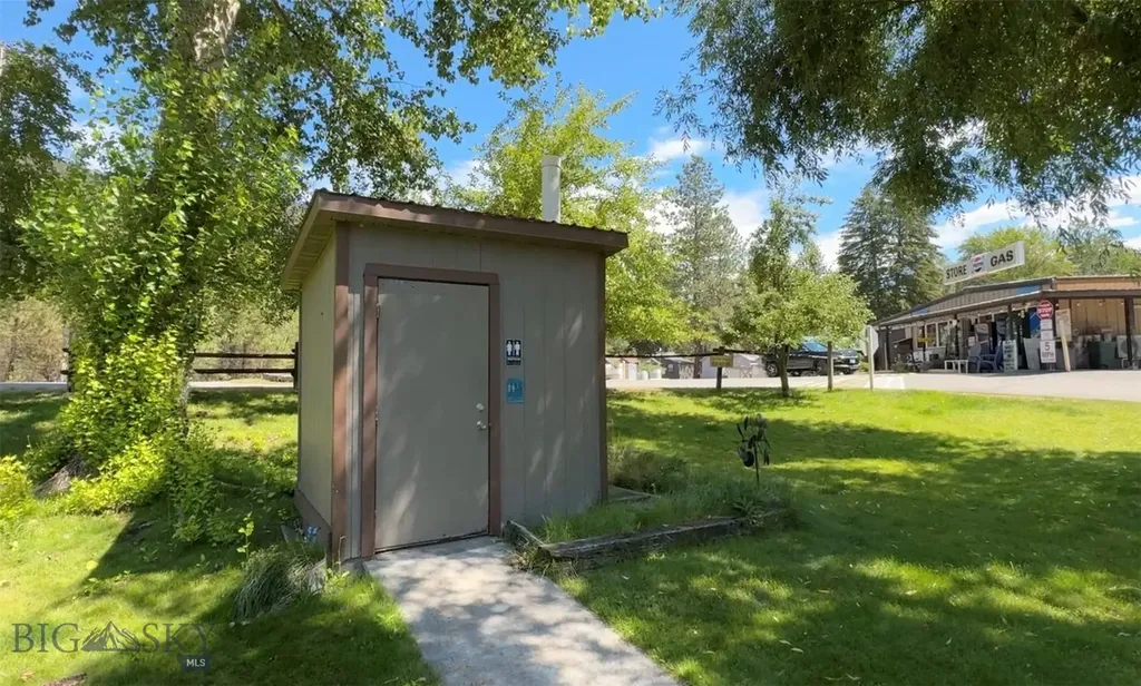 13505 Turah Road Clinton MT 59825