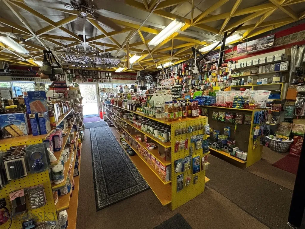 13505 Turah Road Clinton MT 59825