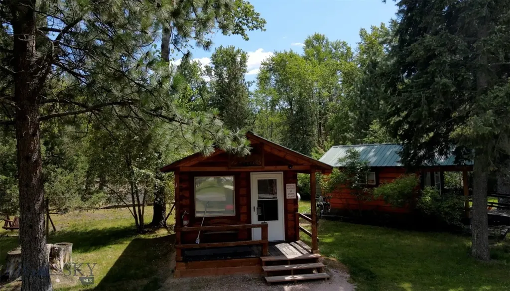 13505 Turah Road Clinton MT 59825