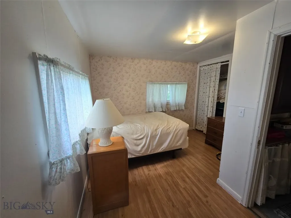313 S Teigen Avenue Winnett MT 59087