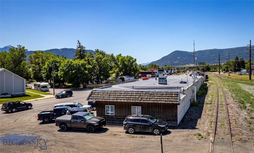 1014 W Park Street Livingston MT 59047