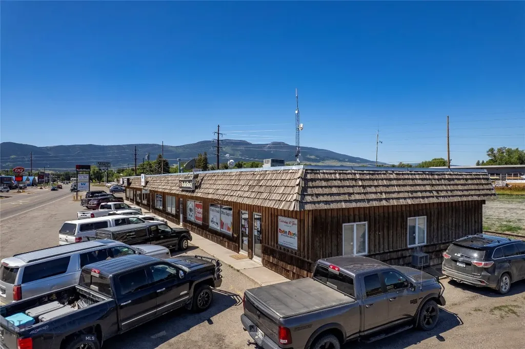 1014 W Park Street Livingston MT 59047