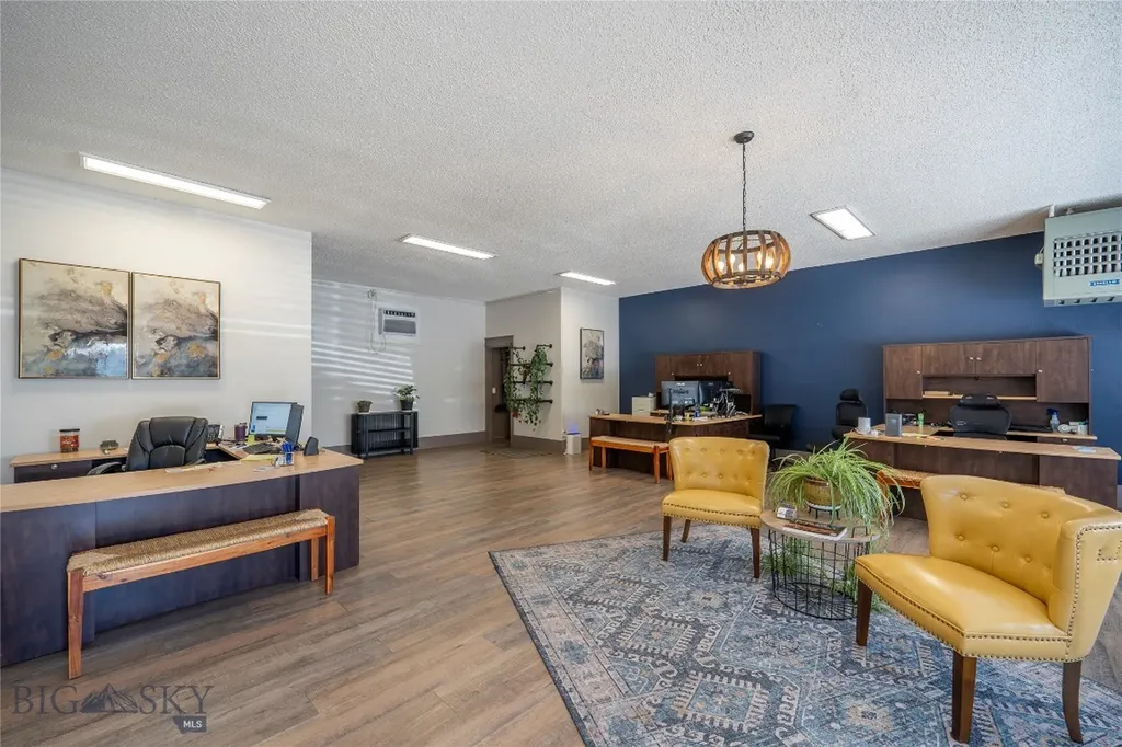 1014 W Park Street Livingston MT 59047