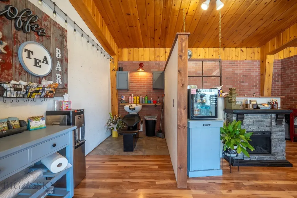 1014 W Park Street Livingston MT 59047