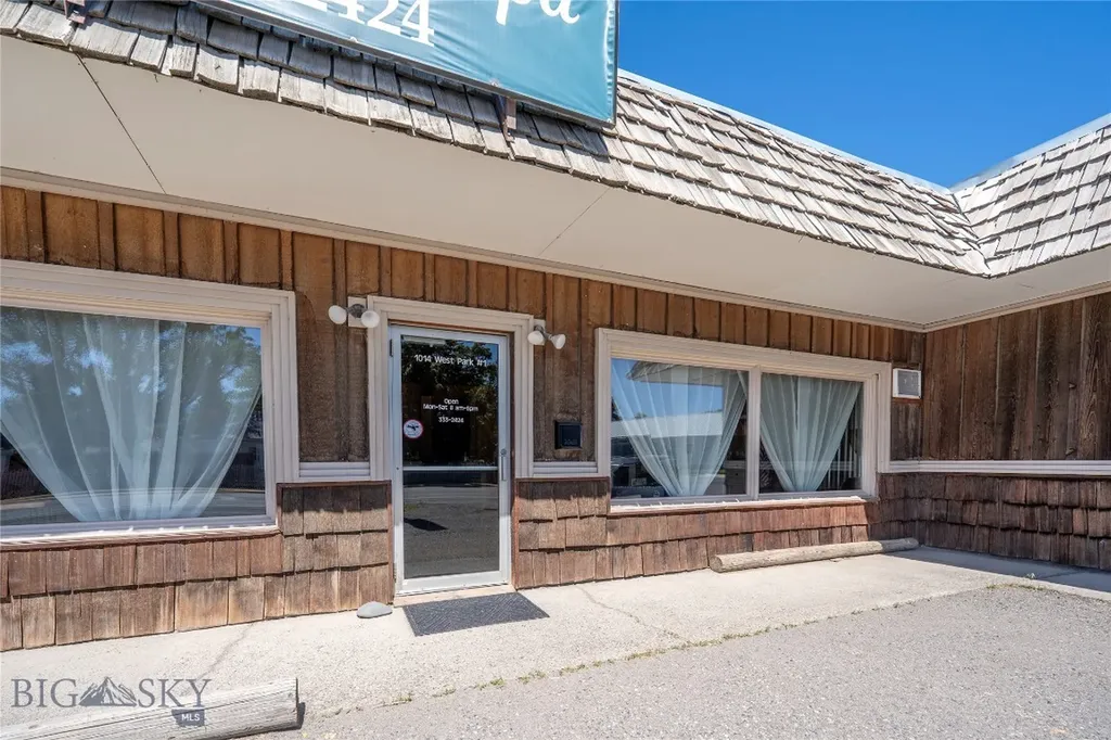 1014 W Park Street Livingston MT 59047