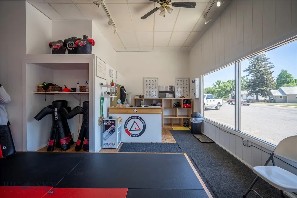 1014 W Park Street Livingston MT 59047