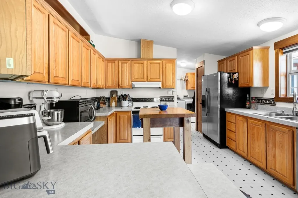 3400 Magenta Road Bozeman MT 59718