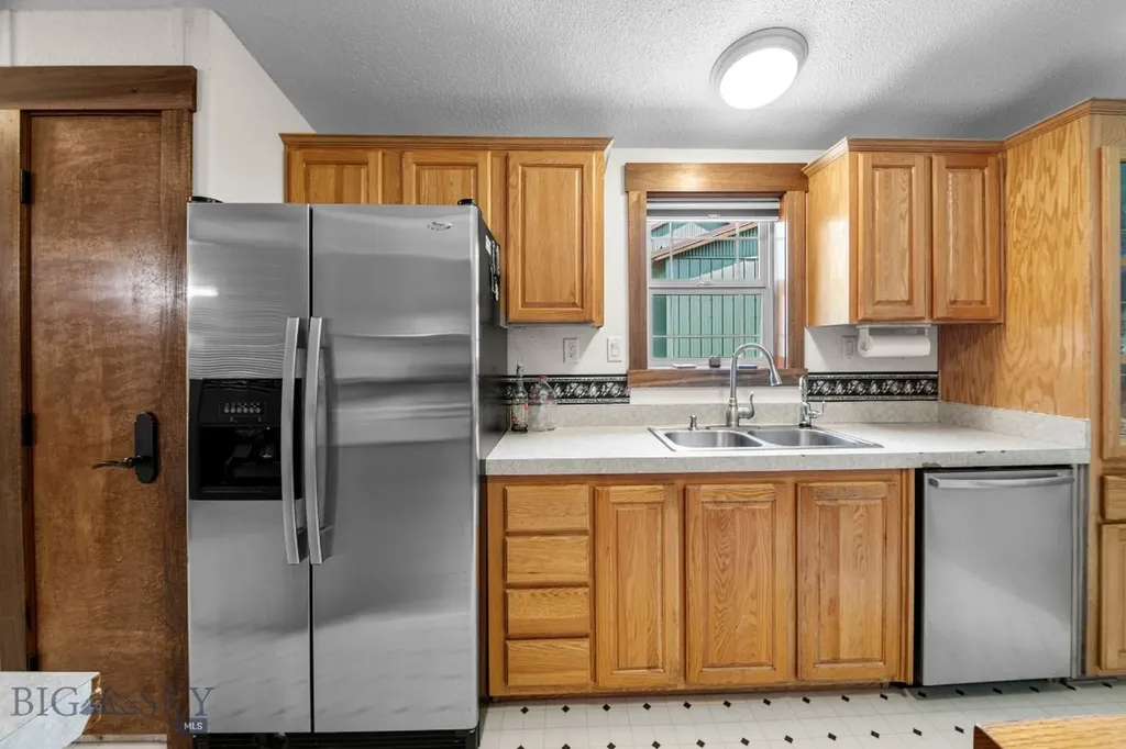 3400 Magenta Road Bozeman MT 59718