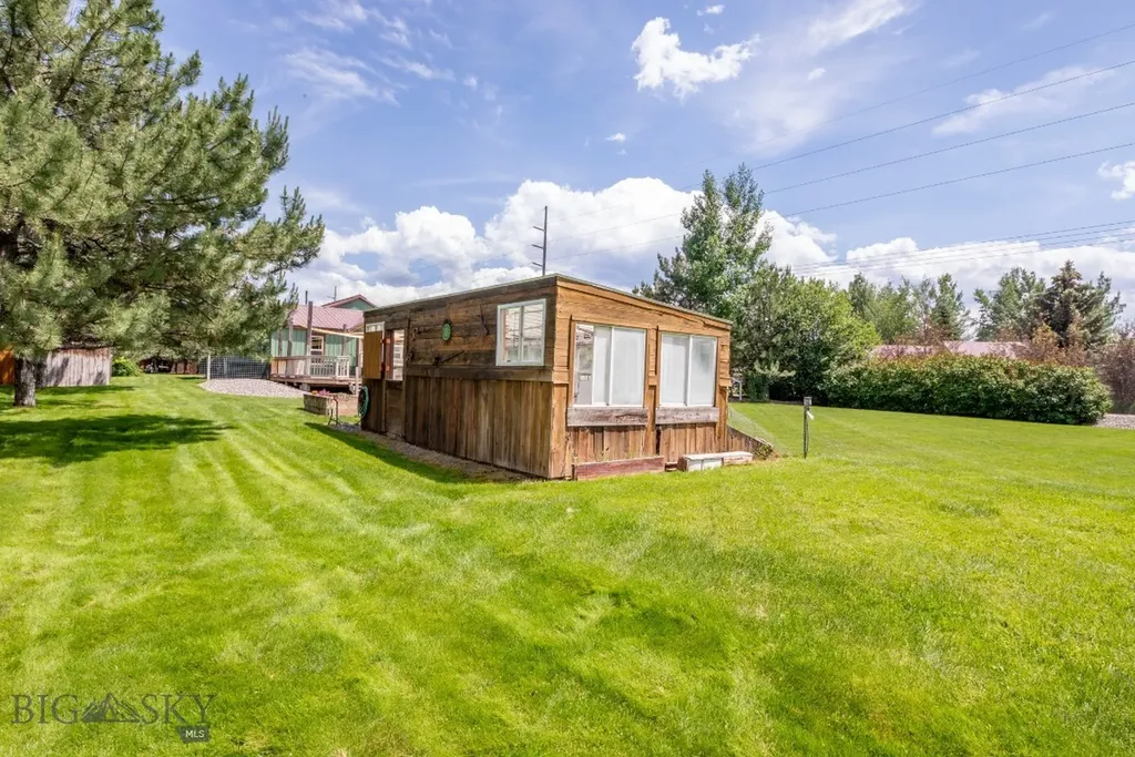 3400 Magenta Road Bozeman MT 59718