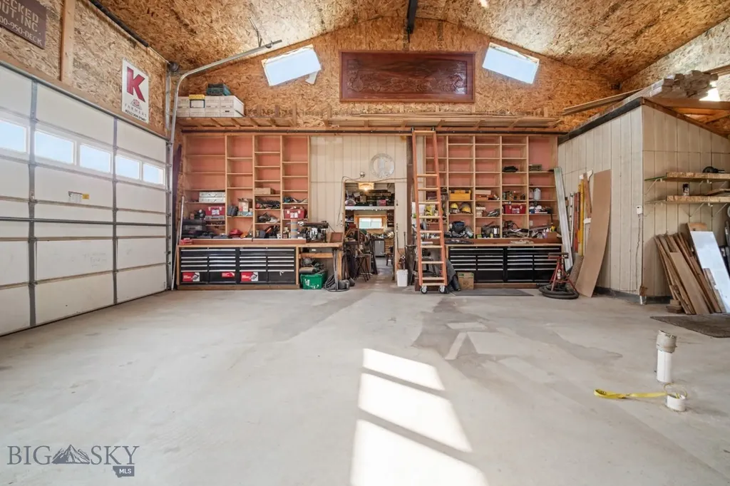 3400 Magenta Road Bozeman MT 59718