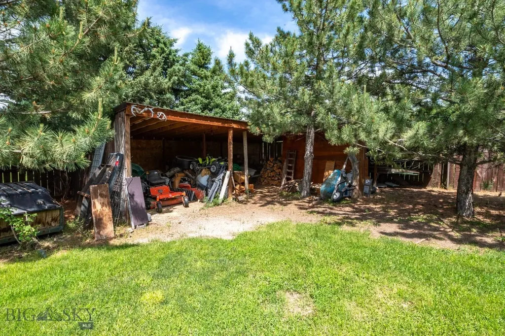 3400 Magenta Road Bozeman MT 59718