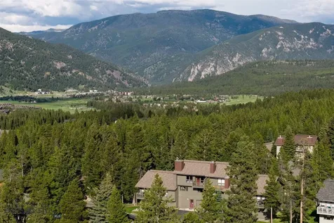 32 Rose Hip Circle Big Sky MT 59716
