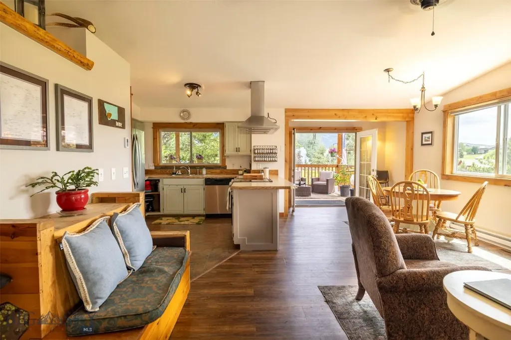 3550 Yellowbell Road Bozeman MT 59715