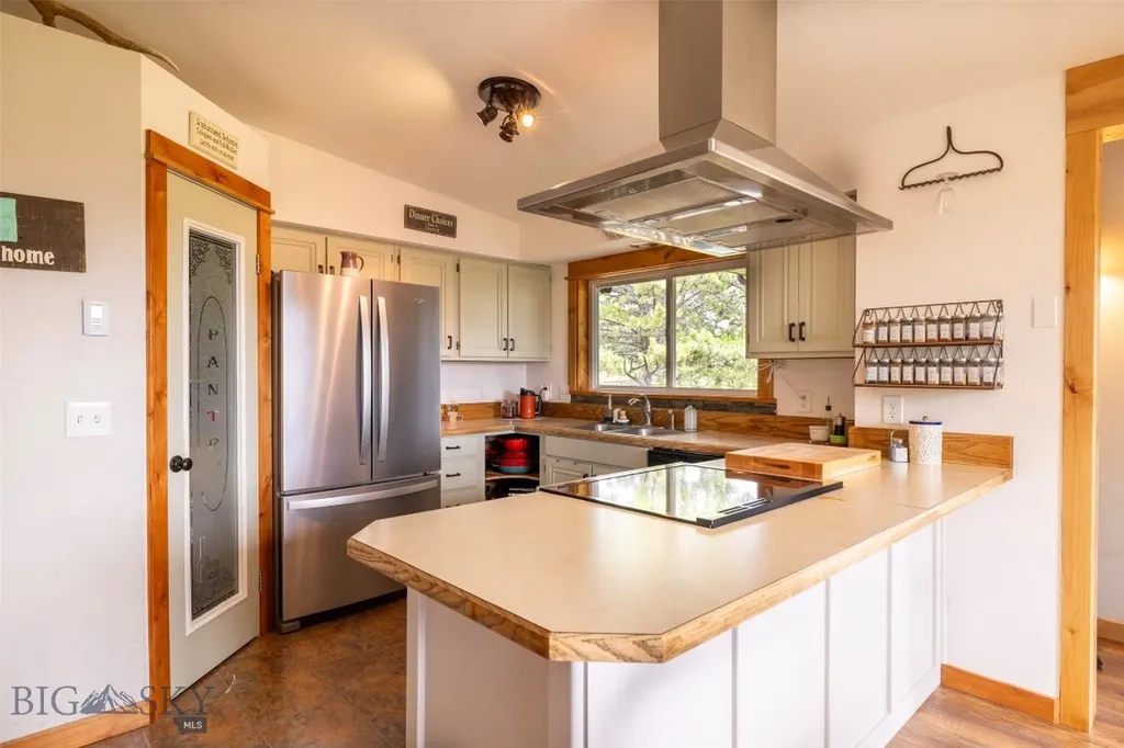 3550 Yellowbell Road Bozeman MT 59715