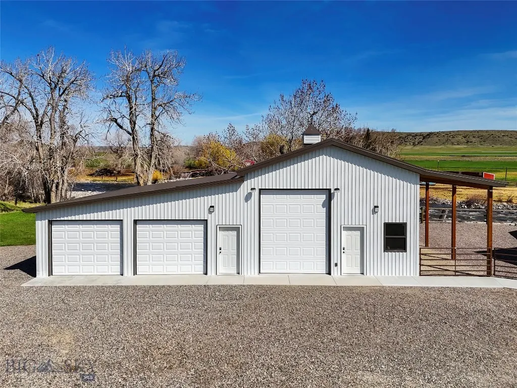 1 Cabin Lane Road Absarokee MT 59001