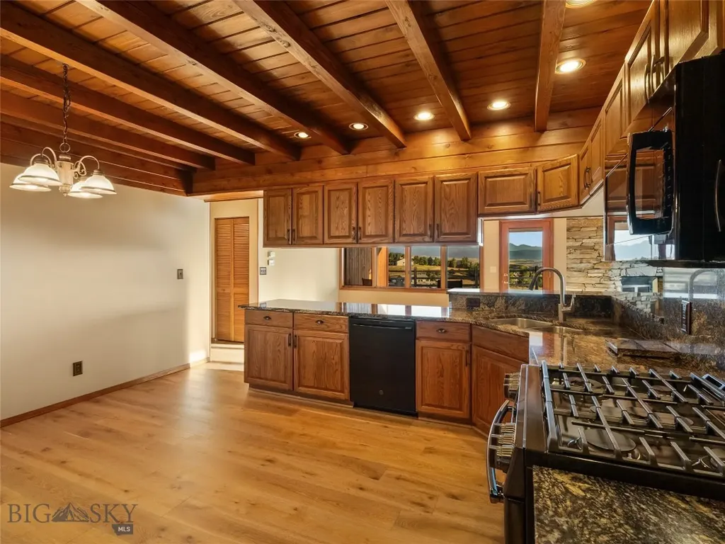 7810 Rolling Hills Drive Bozeman MT 59715