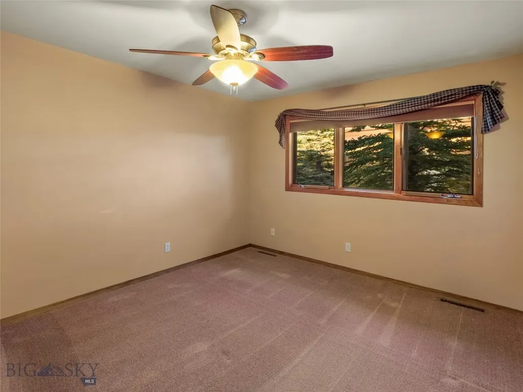 7810 Rolling Hills Drive Bozeman MT 59715