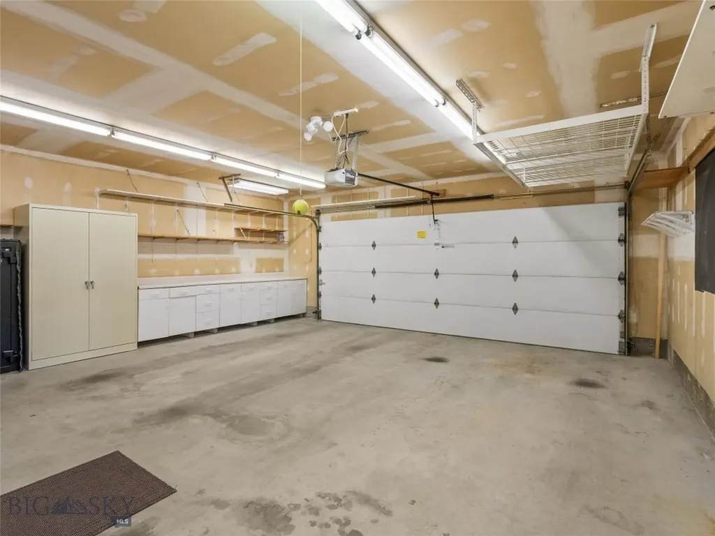 7810 Rolling Hills Drive Bozeman MT 59715
