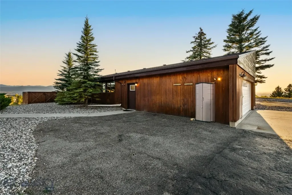 7810 Rolling Hills Drive Bozeman MT 59715