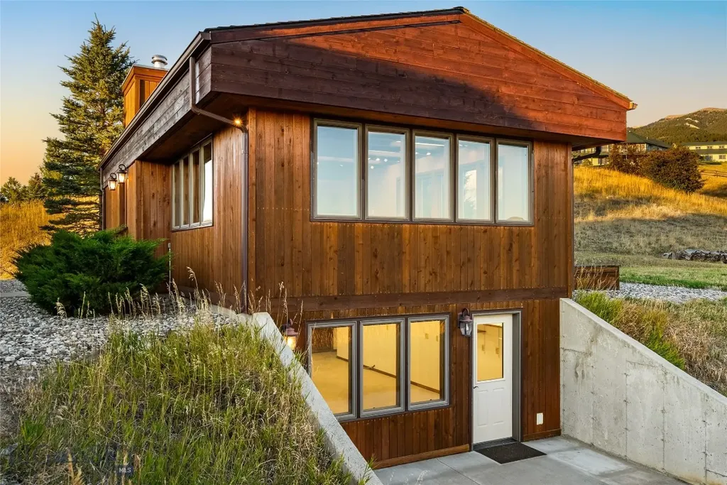 7810 Rolling Hills Drive Bozeman MT 59715