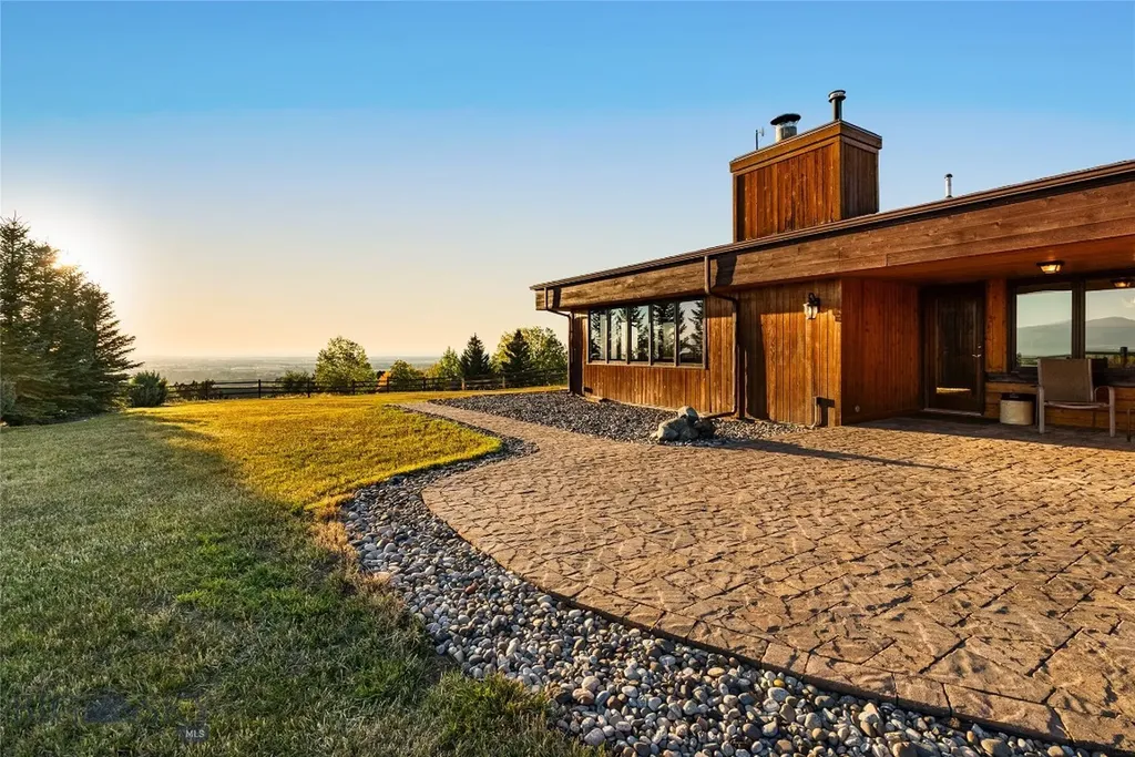 7810 Rolling Hills Drive Bozeman MT 59715
