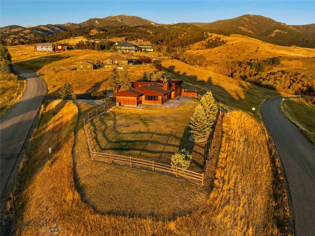7810 Rolling Hills Drive Bozeman MT 59715