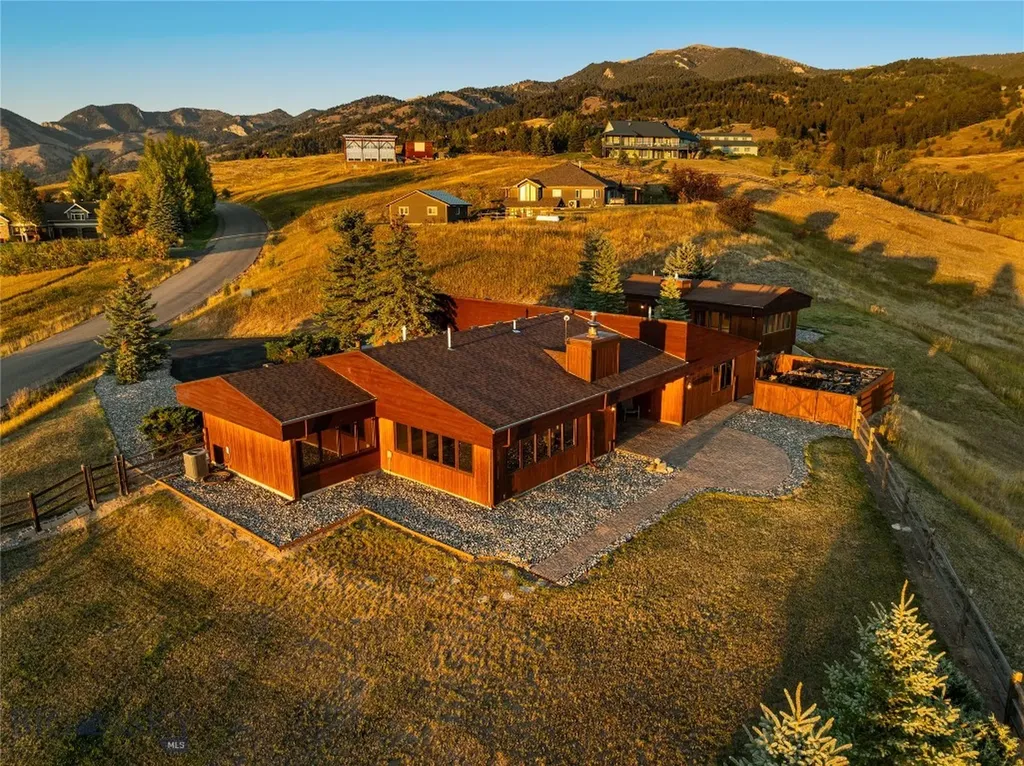 7810 Rolling Hills Drive Bozeman MT 59715
