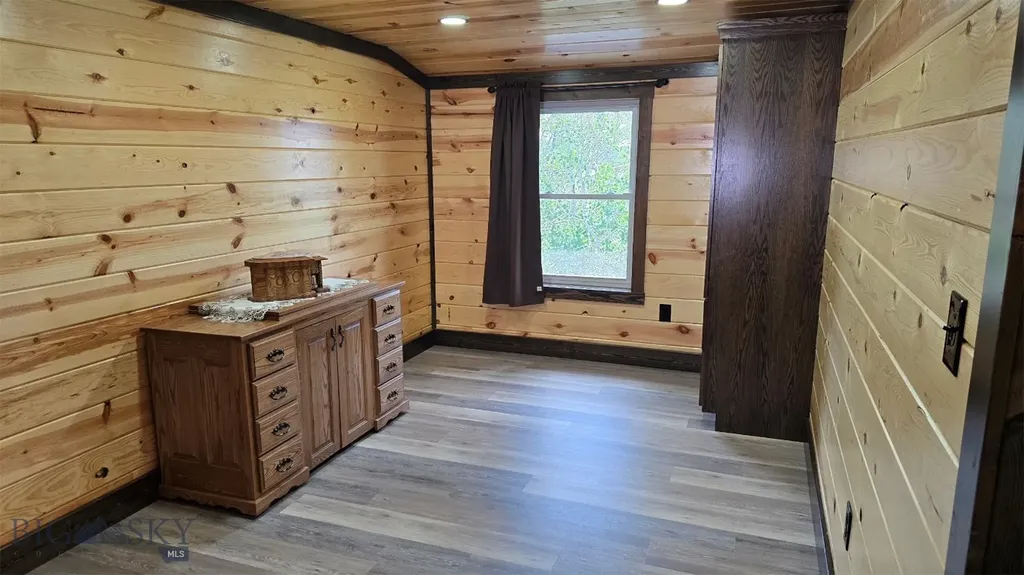 89 Indian Creek Road Sheridan MT 59749