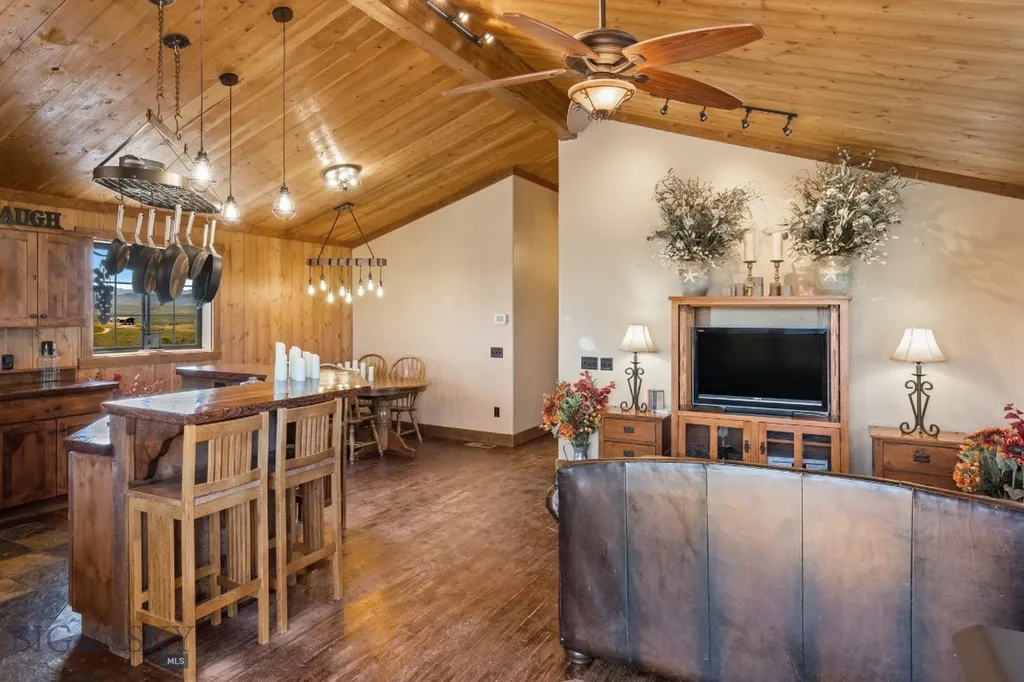 26 Dalesview Three Forks MT 59752