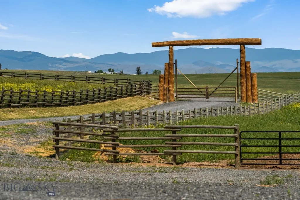 26 Dalesview Three Forks MT 59752