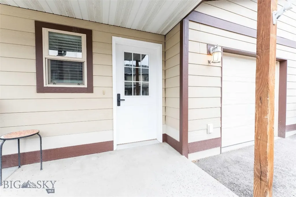 1010 Cruiser Lane Belgrade MT 59714