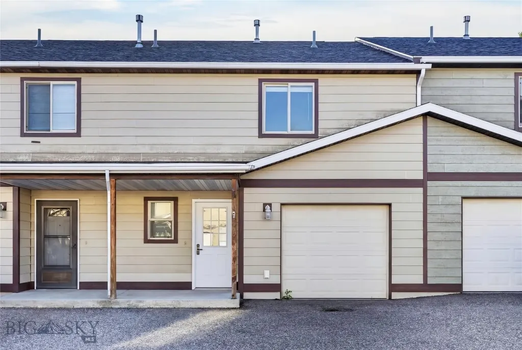 1010 Cruiser Lane Belgrade MT 59714