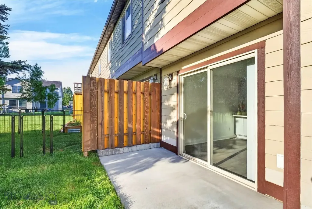 1010 Cruiser Lane Belgrade MT 59714