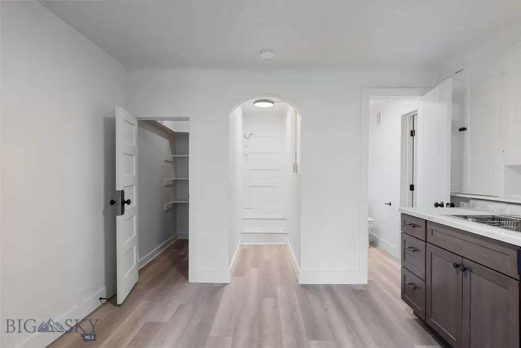 925 W Woolman Butte MT 59701