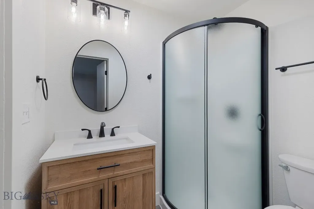 925 W Woolman Butte MT 59701