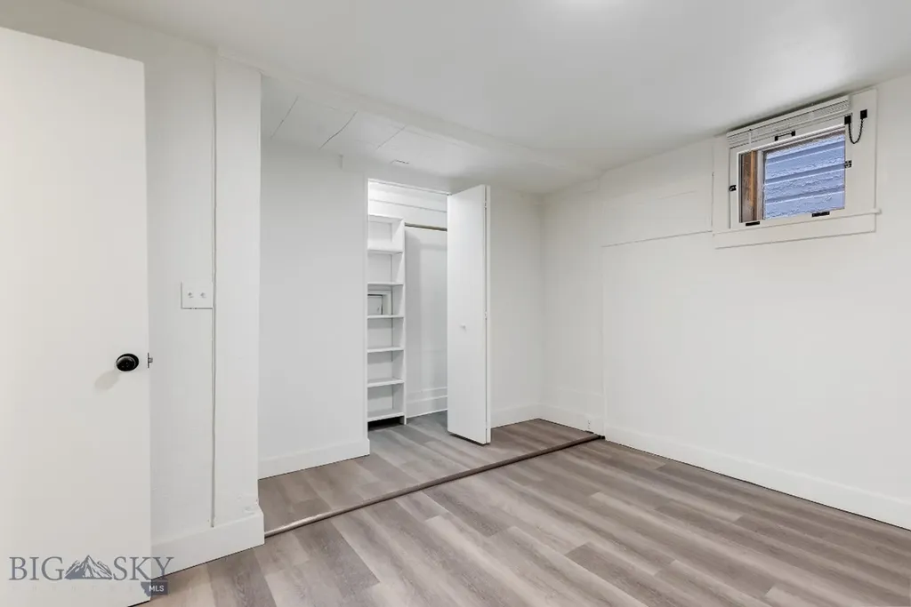 925 W Woolman Butte MT 59701