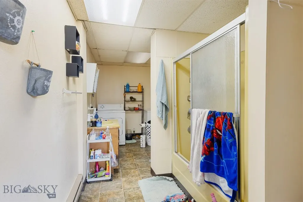 925 W Woolman Butte MT 59701