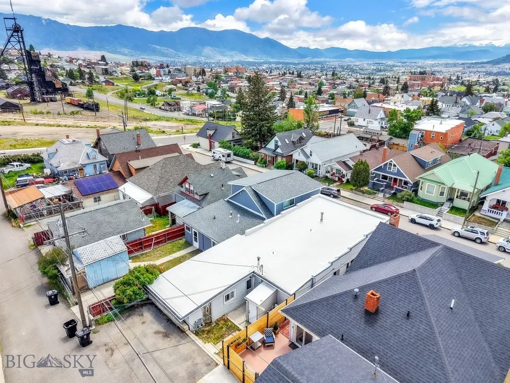925 W Woolman Butte MT 59701
