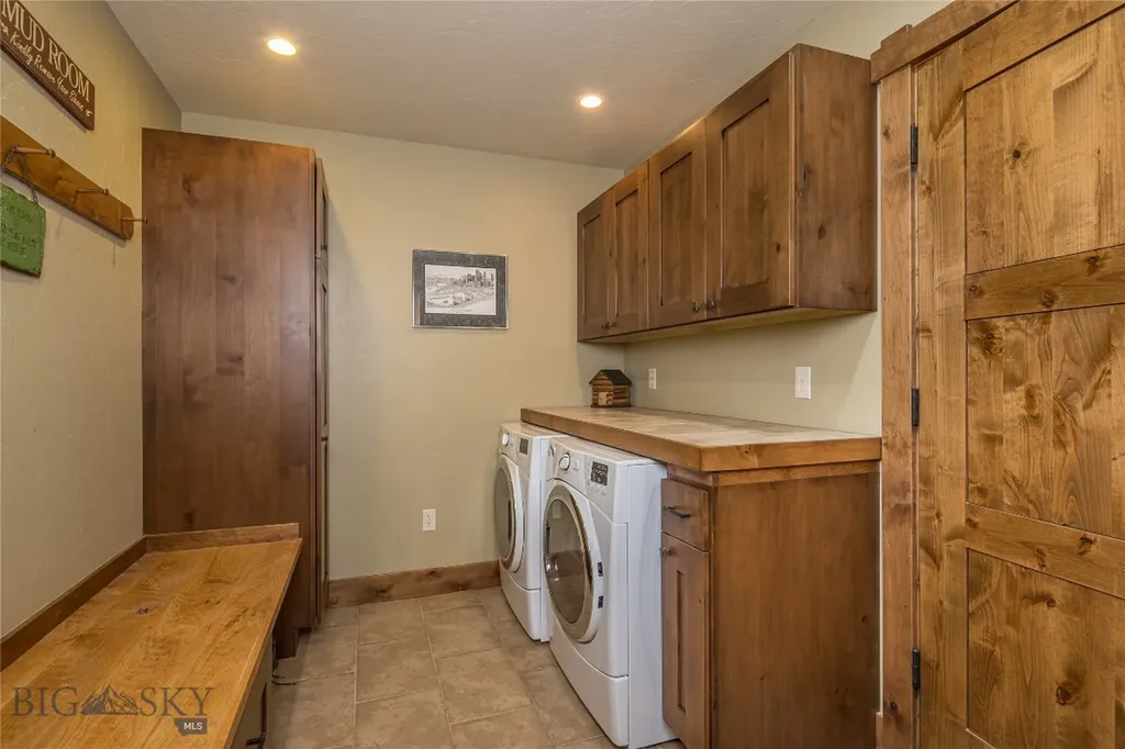 151 Pheasant Tail Big Sky MT 59716