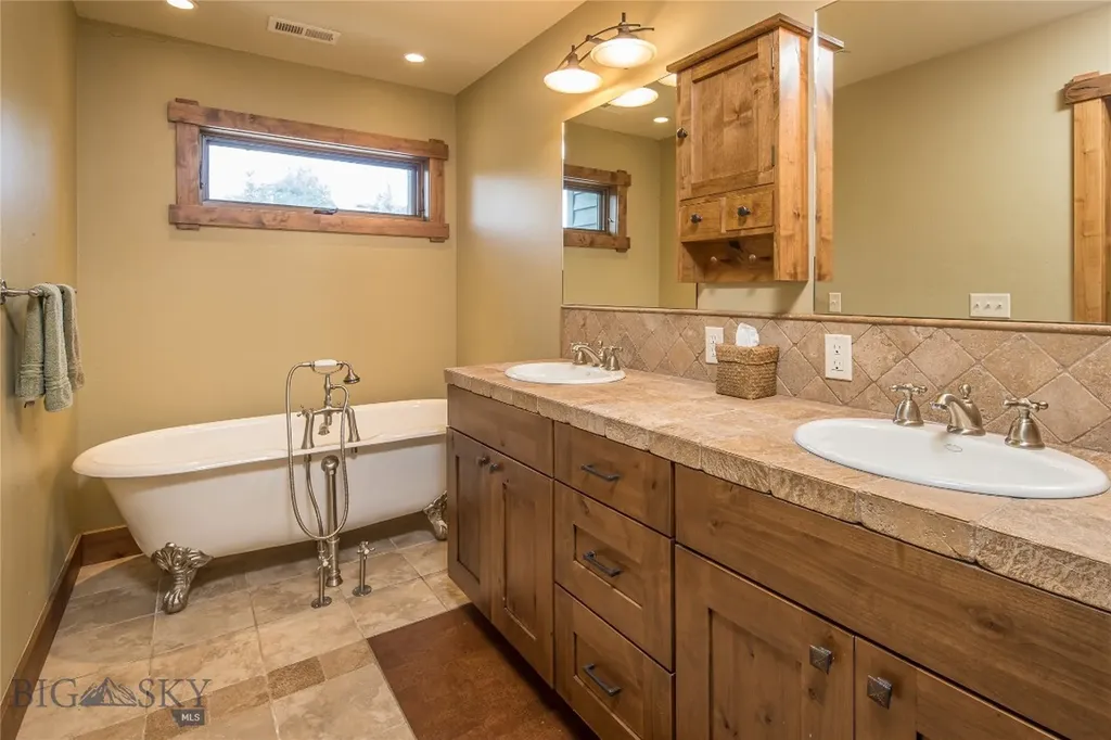 151 Pheasant Tail Big Sky MT 59716