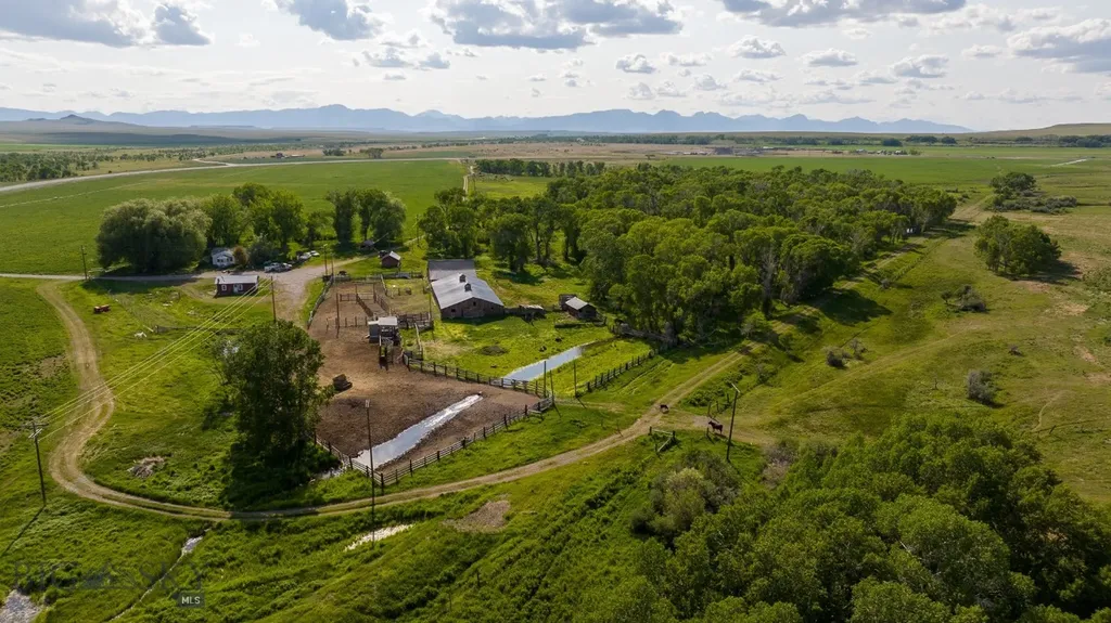 Choteau MT 59422