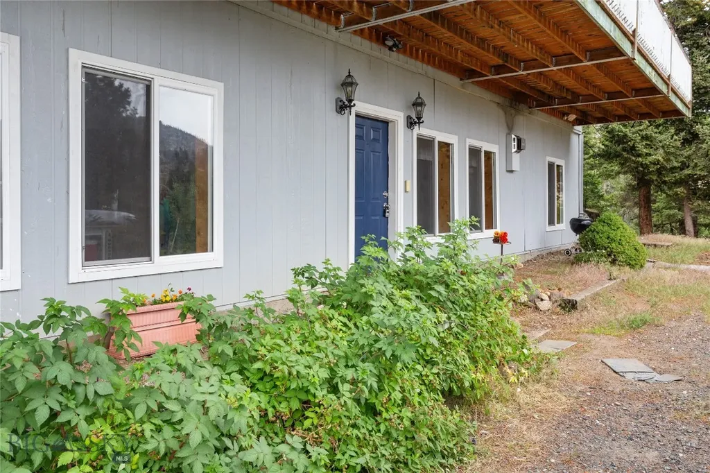 16 Friendspring Whitehall MT 59759