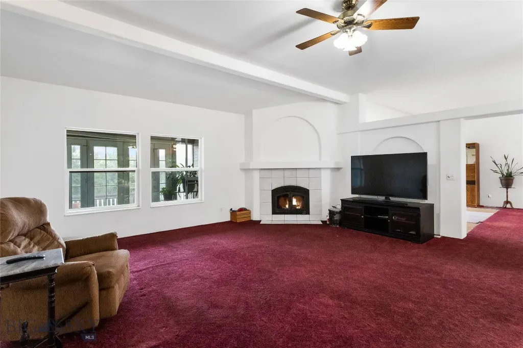 16 Friendspring Whitehall MT 59759