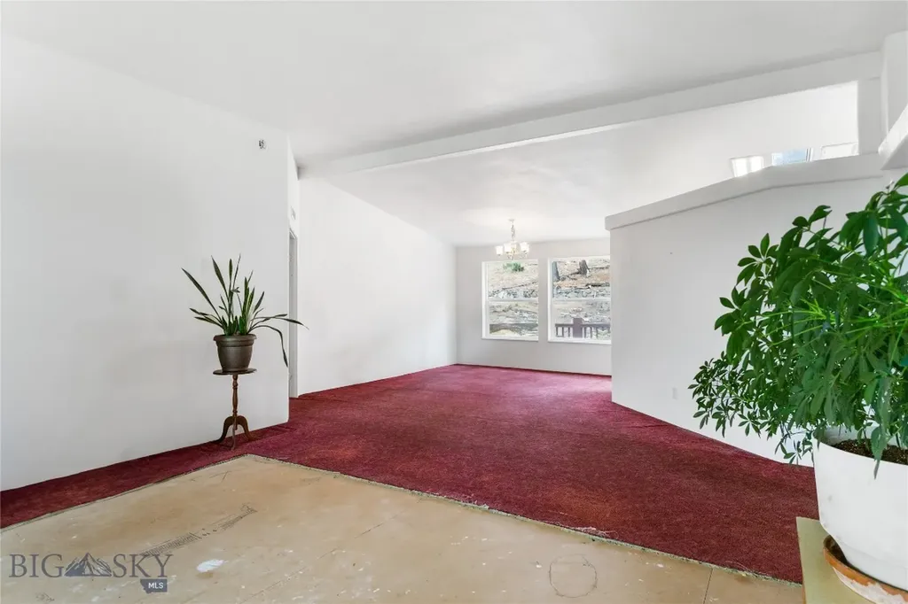 16 Friendspring Whitehall MT 59759